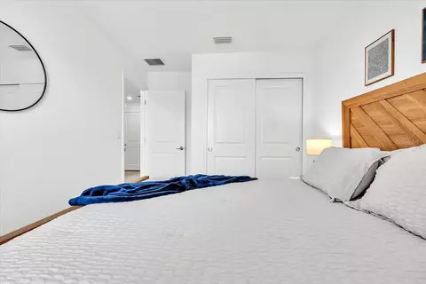 Bedroom - 16632 Bergamo Pl, Bradenton, FL 34211 photo 8 of 11