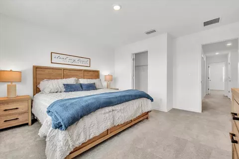 Bedroom - 16632 Bergamo Pl, Bradenton, FL 34211 photo 4 of 11