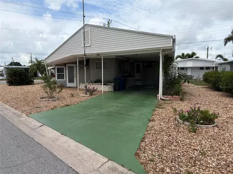 5066 Pebble Beach Ave, Sarasota, FL 34234