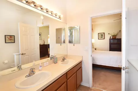 Bath - 11223 82nd St E, Parrish, FL 34219 photo 1 of 3