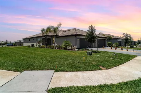 5422 Crystal Harbor Cv, Bradenton, FL 34211