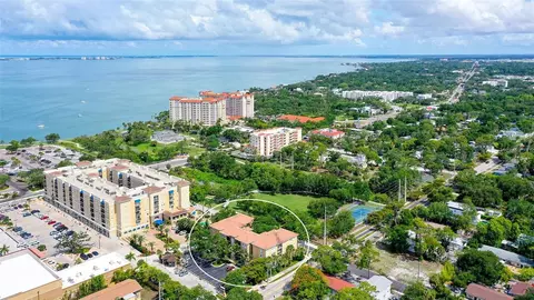 1268 11th St #2404, Sarasota, FL 34236