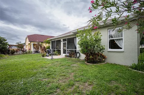 Exterior - 3628 101st Ave E, Parrish, FL 34219 photo 7 of 8