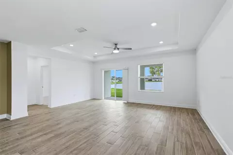 Living - 9959 Last Light Gln, Parrish, FL 34219 photo 2 of 3