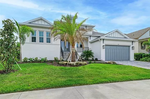 8211 37th Avenue Cir W, Bradenton, FL 34209