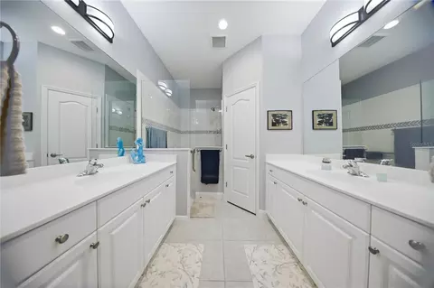Bath - 4504 Deep Creek Ter, Parrish, FL 34219 photo 1 of 7