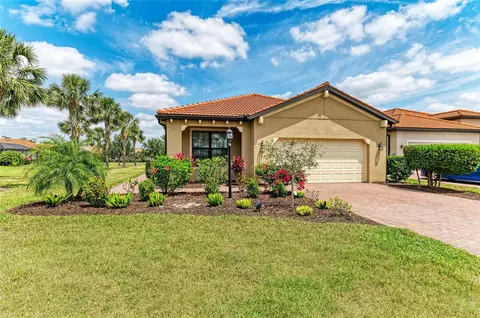 10111 Malachite Dr, Bradenton, FL 34211