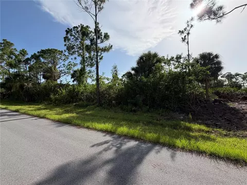 6145 Regatta St, Port Charlotte, FL 33981