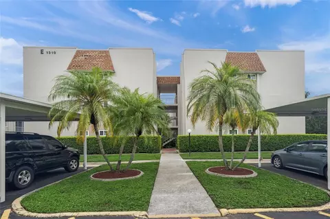 1310 Glen Oaks Dr E #391E, Sarasota, FL 34232