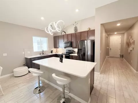 Kitchen - 12055 Forest Manor Ln, Seffner, FL 33584 photo 2 of 4