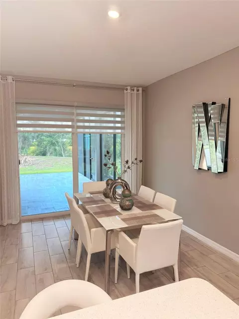 Dining - 12055 Forest Manor Ln, Seffner, FL 33584 photo 3 of 3