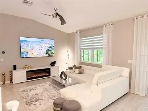 Living - 12055 Forest Manor Ln, Seffner, FL 33584 photo 1 of 2