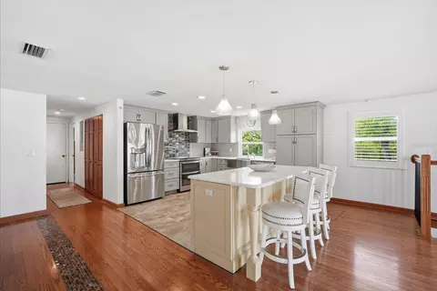 Kitchen - 2811 Avenue C, Holmes Beach, FL 34217 photo 2 of 5