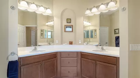 Bath - 13515 22nd Ct E, Parrish, FL 34219 photo 1 of 6