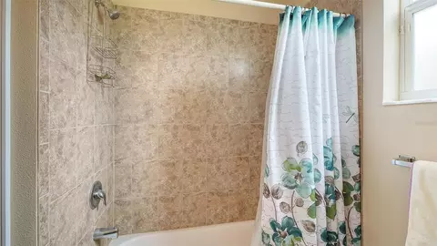 Bath - 13515 22nd Ct E, Parrish, FL 34219 photo 6 of 6
