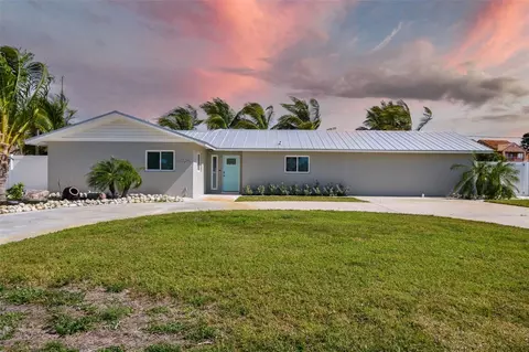 4900 Arlington Rd, Palmetto, FL 34221