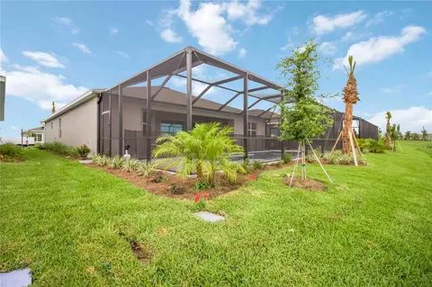 Exterior - 18383 Legacy Preserve Dr, Parrish, FL 34219 photo 5 of 8