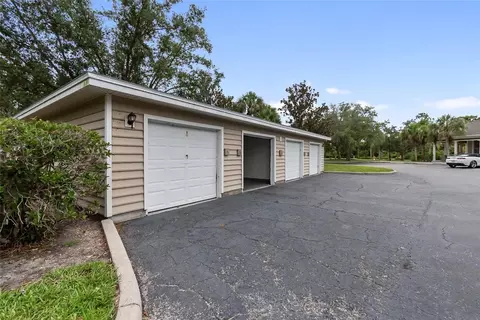 Exterior - 8933 Manor Loop #104, Bradenton, FL 34202 photo 5 of 7