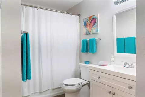 Bath - 8933 Manor Loop #104, Bradenton, FL 34202 photo 2 of 2