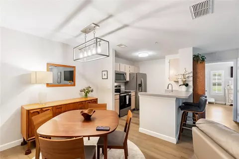 Dining - 8933 Manor Loop #104, Bradenton, FL 34202 photo 2 of 2