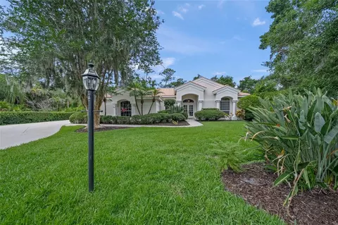 7718 Silver Bell Dr, Sarasota, FL 34241