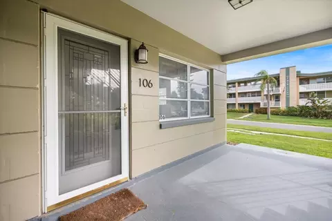 450 32nd Ave N #106W, Saint Petersburg, FL 33704