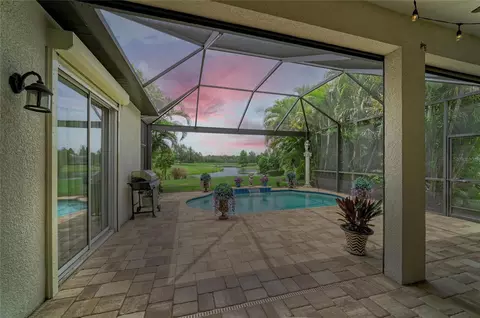 14507 Stirling Dr, Bradenton, FL 34202