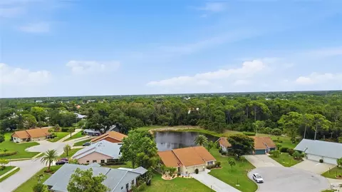 View/Area - 442 Pendleton Dr, Venice, FL 34292 photo 3 of 7
