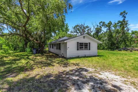 8010 Brower Dr, Bradenton, FL 34211