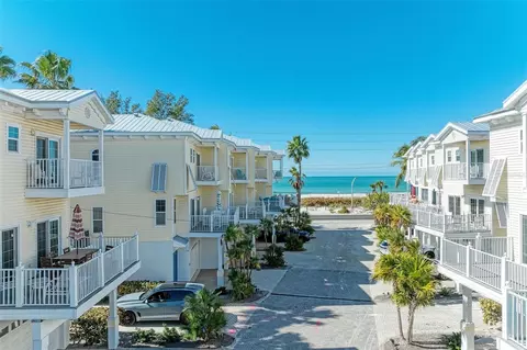 1469 Gulf Dr N, Bradenton Beach, FL 34217
