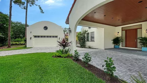 Exterior - 360 N Point Rd, Osprey, FL 34229 photo 2 of 11