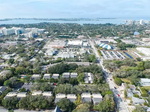 2224 Bahia Vista St #E6, Sarasota, FL 34239