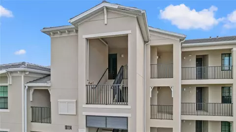 18114 Gawthrop Dr #402, Bradenton, FL 34211