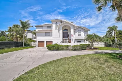 320 Ringling Point Dr, Sarasota, FL 34234