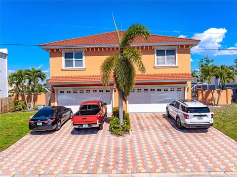 2119 2125 Montclair Dr #1 & 2, Sarasota, FL 34231