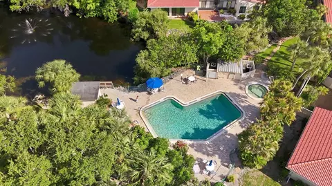 Exterior - 6421 Sun Eagle Ln, Bradenton, FL 34210 photo 13 of 15