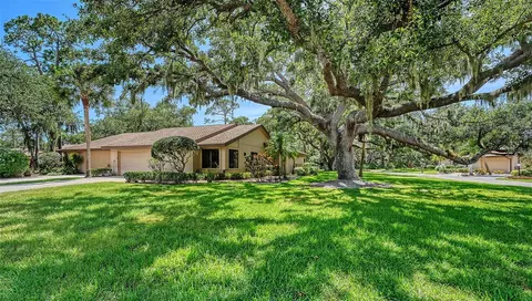 4652 Oak Hollow Dr #19, Sarasota, FL 34241