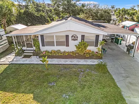 3130 Bourbon St, Englewood, FL 34224