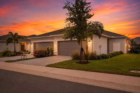 8710 Saint Kitts Cir, Englewood, FL 34224