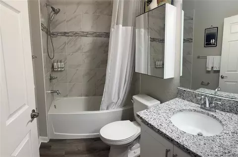 Bath - 16516 66th Ln E, Parrish, FL 34219 photo 2 of 3