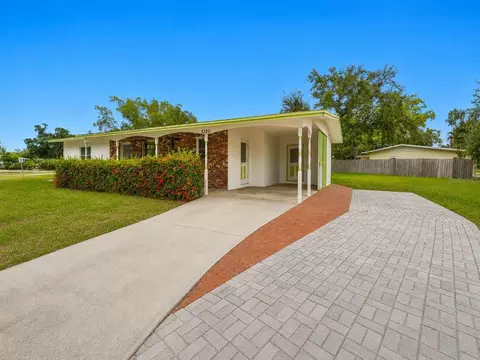 5320 41st Ave W, Bradenton, FL 34209