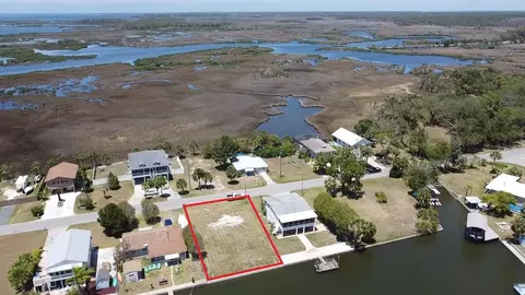 4018 Eagle Nest Dr, Hernando Beach, FL 34607 photo 4