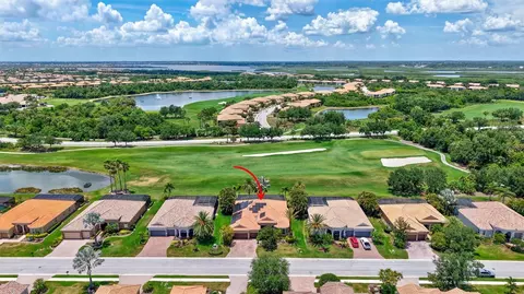 7511 Heritage Grand Pl, Bradenton, FL 34212