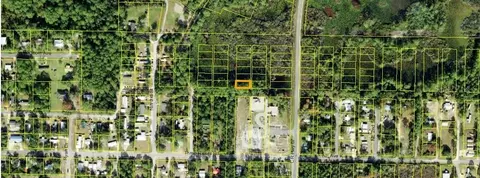 1302 NW 1st St, Carrabelle, FL 32322