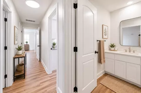 Entry Way - 9502 59th Ave E, Bradenton, FL 34202 photo 3 of 3