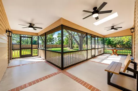 Exterior - 9502 59th Ave E, Bradenton, FL 34202 photo 9 of 10
