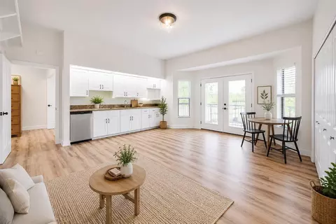 Living - 9502 59th Ave E, Bradenton, FL 34202 photo 3 of 5