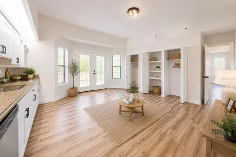 Living - 9502 59th Ave E, Bradenton, FL 34202 photo 4 of 5
