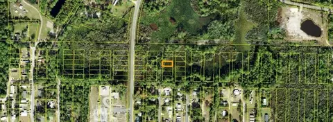 1308 NE 1st St, Carrabelle, FL 32322