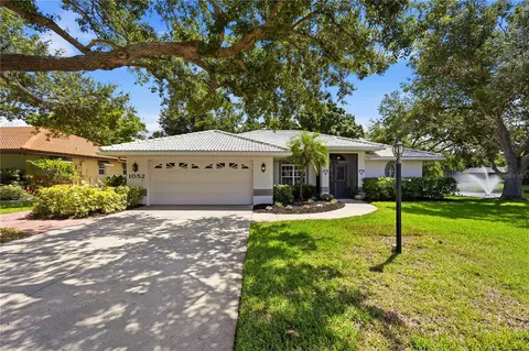 1052 W Truman St, Nokomis, FL 34275